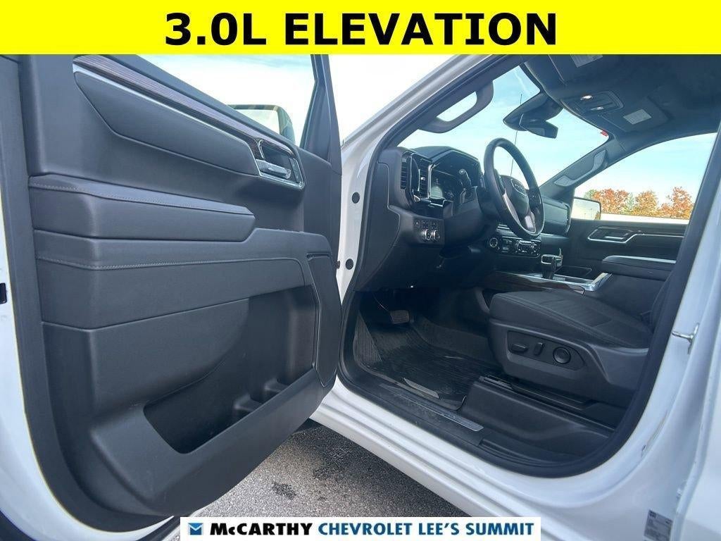 2025 GMC Sierra 1500 Elevation