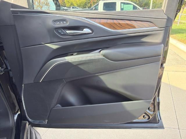 2023 Cadillac Escalade 4WD Sport Platinum