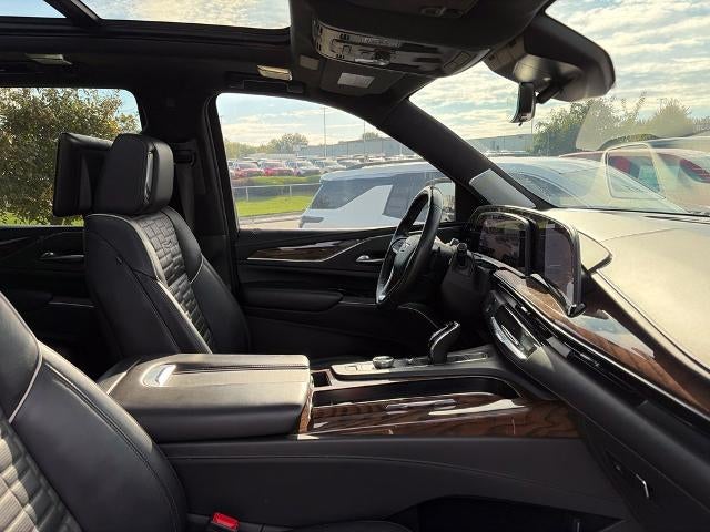 2023 Cadillac Escalade 4WD Sport Platinum