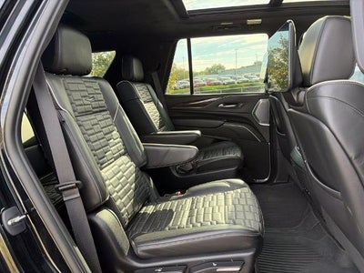 2023 Cadillac Escalade 4WD Sport Platinum