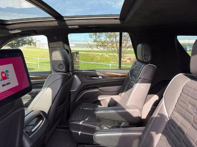 2023 Cadillac Escalade 4WD Sport Platinum