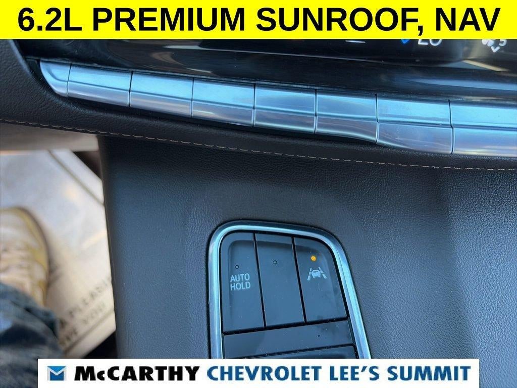 2022 Cadillac Escalade ESV Premium Luxury