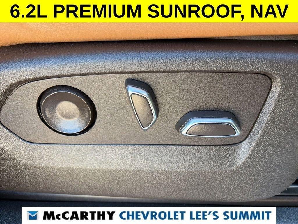 2022 Cadillac Escalade ESV Premium Luxury