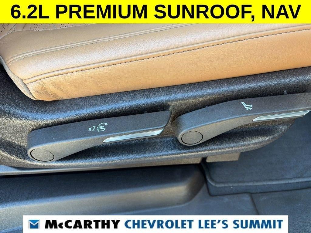 2022 Cadillac Escalade ESV Premium Luxury