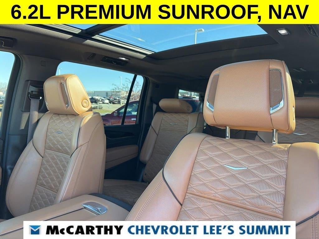 2022 Cadillac Escalade ESV Premium Luxury