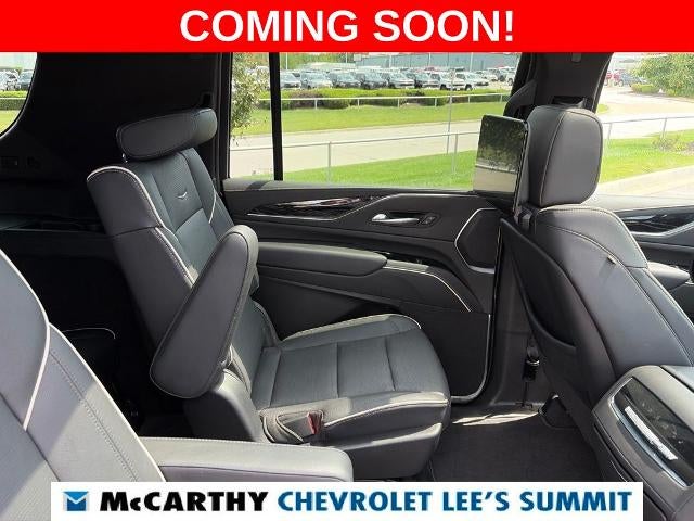 2023 Cadillac Escalade ESV 4WD Sport