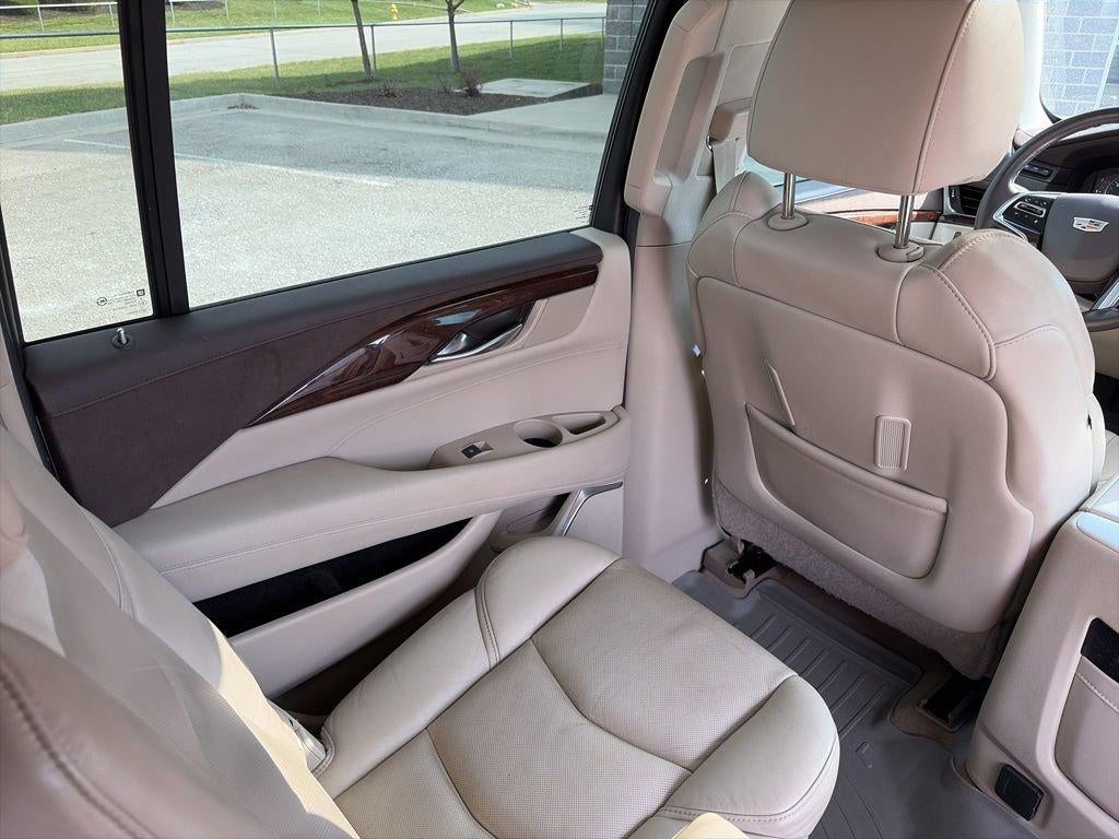 2015 Cadillac Escalade ESV Luxury