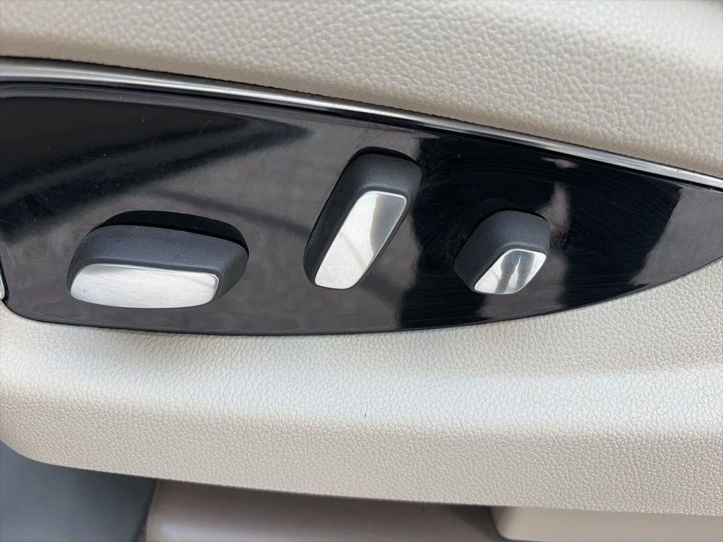 2015 Cadillac Escalade ESV Luxury