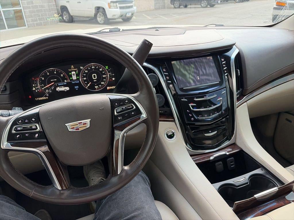 2015 Cadillac Escalade ESV Luxury