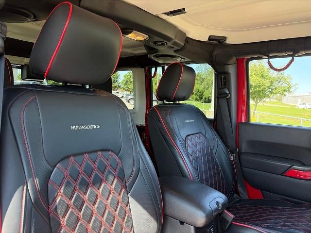 2011 Jeep Wrangler Unlimited Sahara