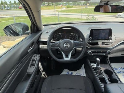 2025 Nissan Altima SV