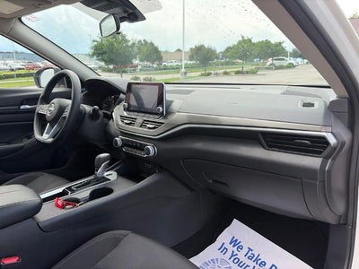 2025 Nissan Altima SV