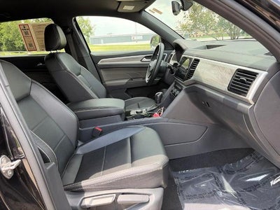 2022 Volkswagen Atlas Cross Sport 3.6L V6 SE w/Technology
