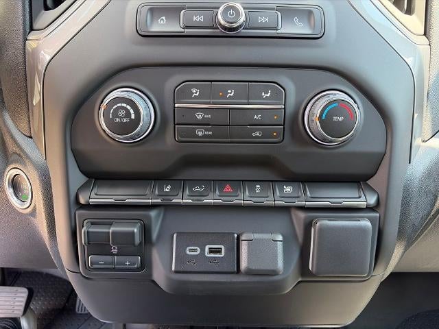 2026 Chevrolet Silverado 2500 HD Crew Cab Standard Box 4-Wheel Drive Custom