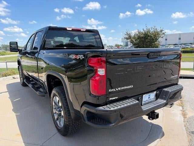 2026 Chevrolet Silverado 2500 HD Crew Cab Standard Box 4-Wheel Drive Custom