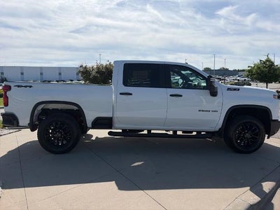2026 Chevrolet Silverado 2500 HD Crew Cab Standard Box 4-Wheel Drive Custom