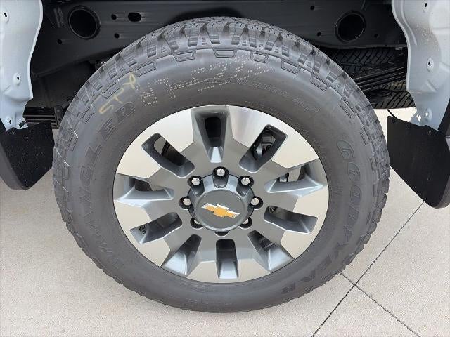 2026 Chevrolet Silverado 2500 HD Crew Cab Standard Box 4-Wheel Drive Custom