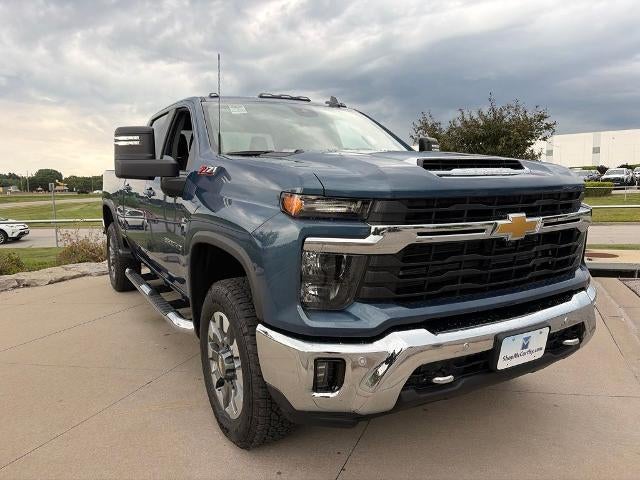 2026 Chevrolet Silverado 2500 HD Crew Cab Standard Box 4-Wheel Drive LT