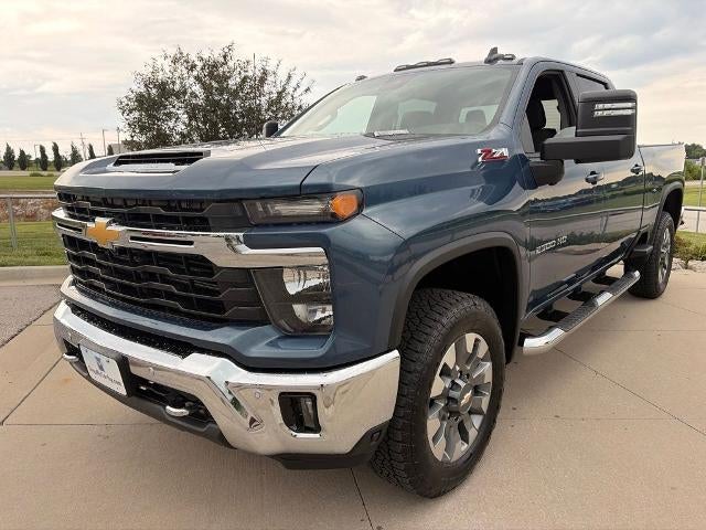 2026 Chevrolet Silverado 2500 HD Crew Cab Standard Box 4-Wheel Drive LT