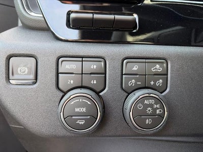 2026 Chevrolet Silverado 2500 HD Crew Cab Standard Box 4-Wheel Drive ZR2