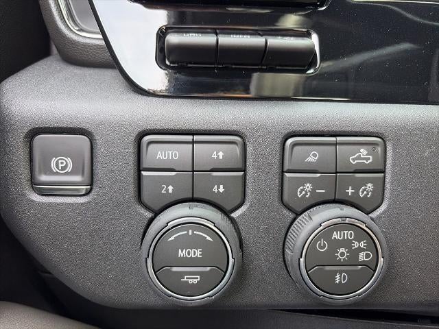 2026 Chevrolet Silverado 2500 HD Crew Cab Standard Box 4-Wheel Drive ZR2