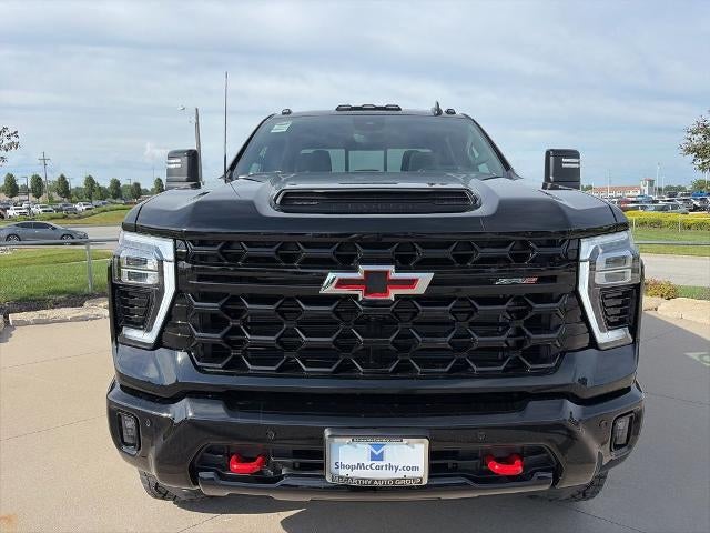 2026 Chevrolet Silverado 2500 HD Crew Cab Standard Box 4-Wheel Drive ZR2