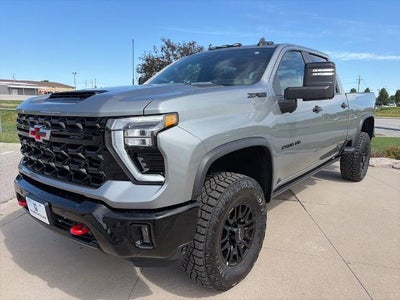 2026 Chevrolet Silverado 2500 HD Crew Cab Standard Box 4-Wheel Drive ZR2