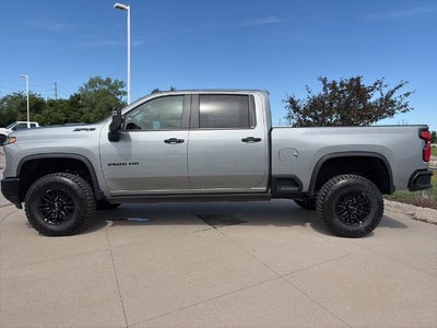 2026 Chevrolet Silverado 2500 HD Crew Cab Standard Box 4-Wheel Drive ZR2