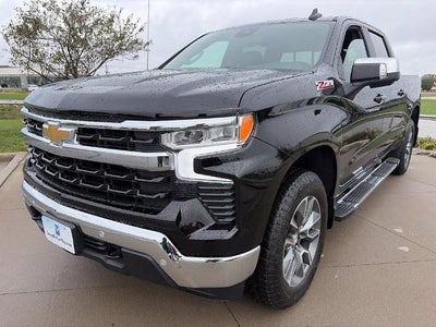 2026 Chevrolet Silverado 1500 Crew Cab Short Box 4-Wheel Drive LT 1LT