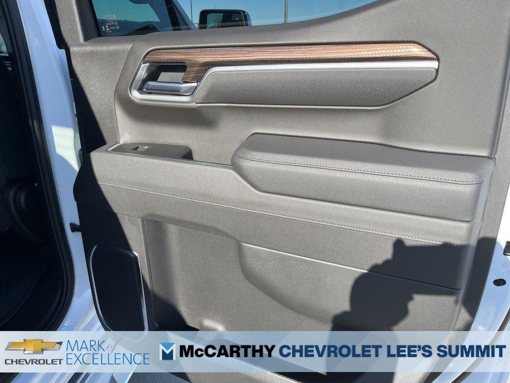 2026 Chevrolet Silverado 1500 Crew Cab Short Box 4-Wheel Drive LT 1LT