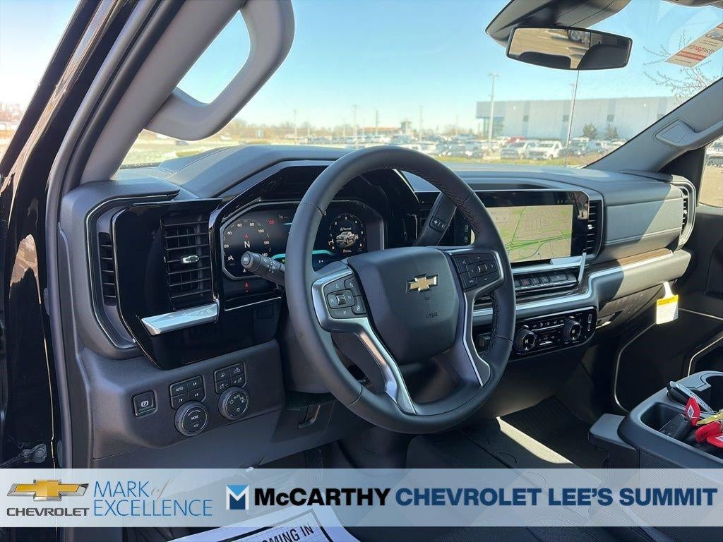 2026 Chevrolet Silverado 1500 Crew Cab Short Box 4-Wheel Drive LT 1LT