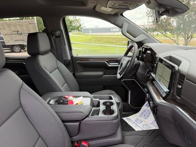 2026 Chevrolet Silverado 1500 Crew Cab Short Box 4-Wheel Drive LT 1LT