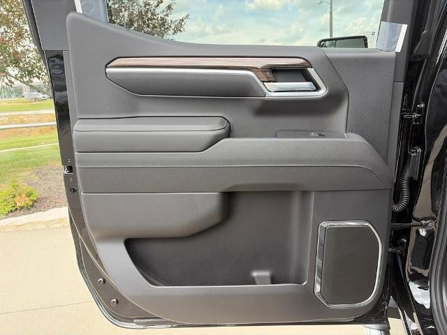 2026 Chevrolet Silverado 1500 Crew Cab Short Box 4-Wheel Drive LT 1LT