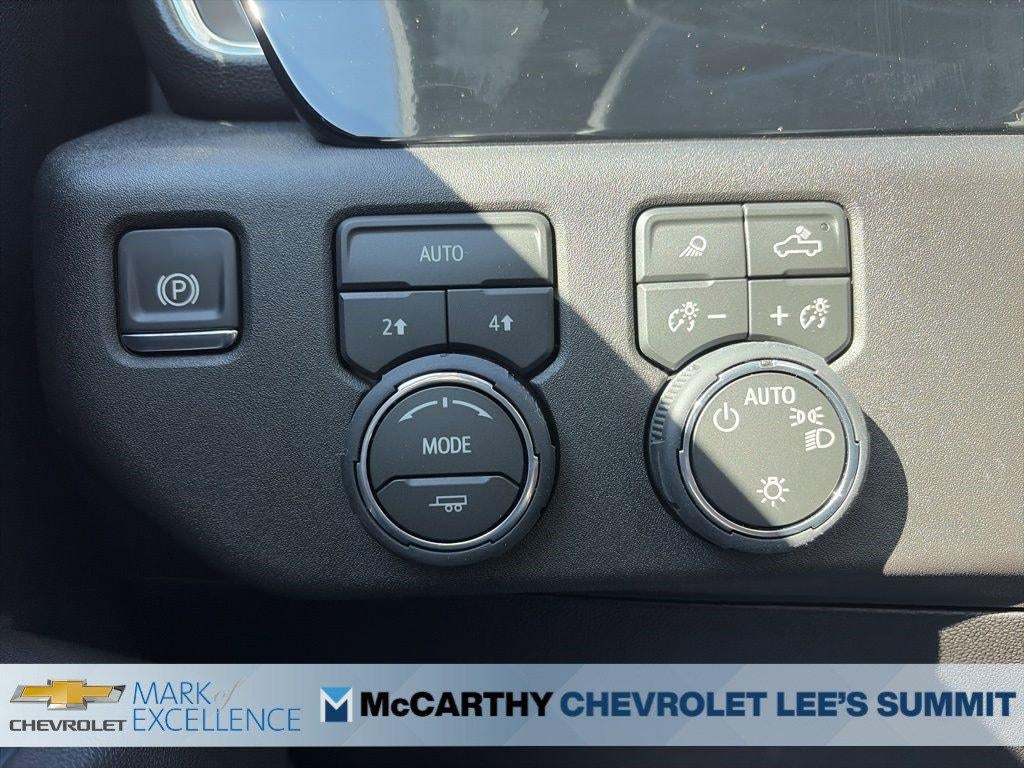 2026 Chevrolet Silverado 1500 Crew Cab Short Box 4-Wheel Drive LT 1LT