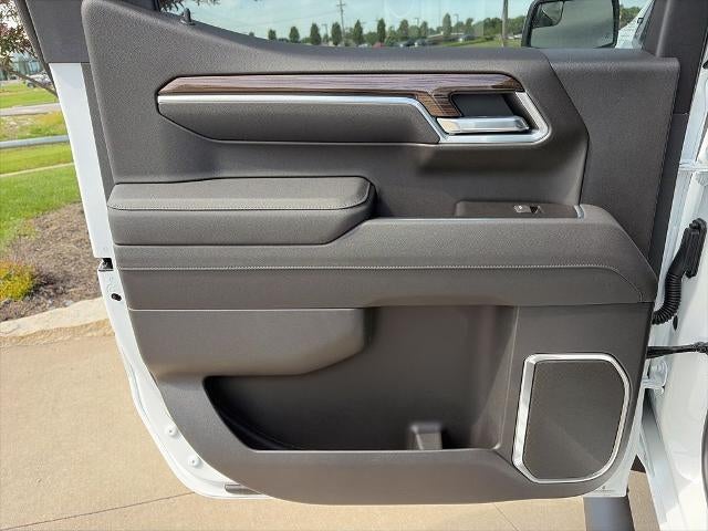 2026 Chevrolet Silverado 1500 Crew Cab Short Box 4-Wheel Drive RST