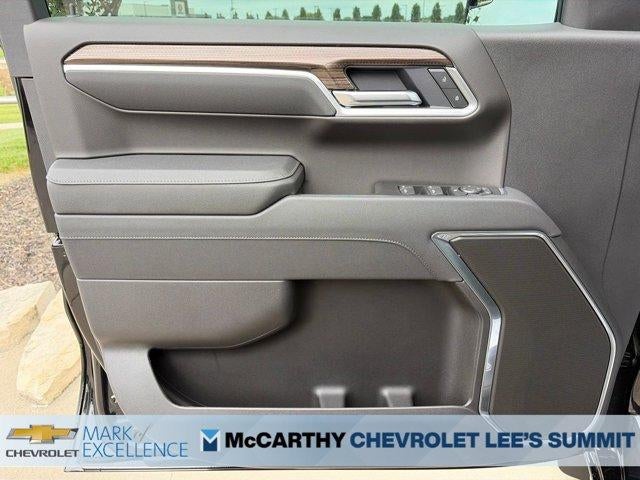2026 Chevrolet Silverado 1500 Crew Cab Short Box 4-Wheel Drive RST