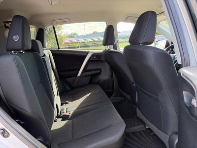 2017 Toyota RAV4 LE