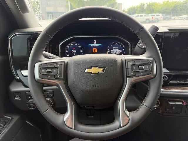 2026 Chevrolet Silverado 1500 Crew Cab Short Box 4-Wheel Drive LT 2FL