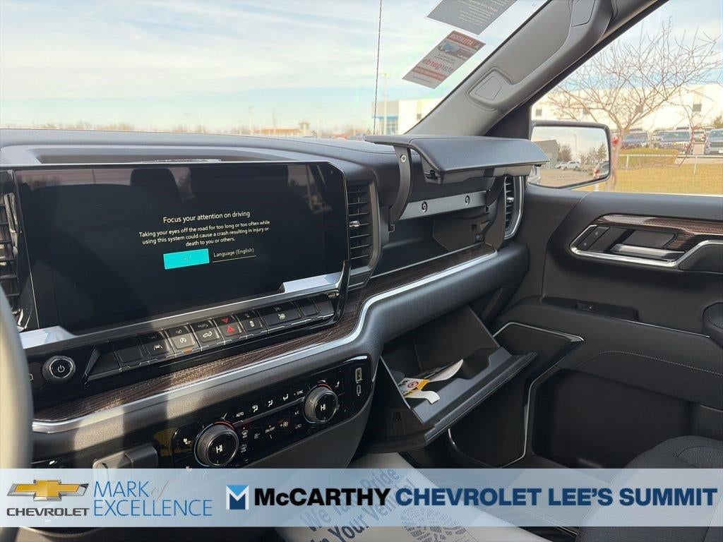 2026 Chevrolet Silverado 1500 Crew Cab Short Box 4-Wheel Drive LT 2FL