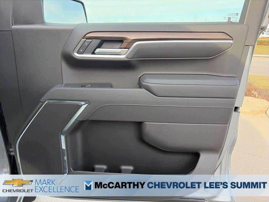 2026 Chevrolet Silverado 1500 Crew Cab Short Box 4-Wheel Drive LT 2FL