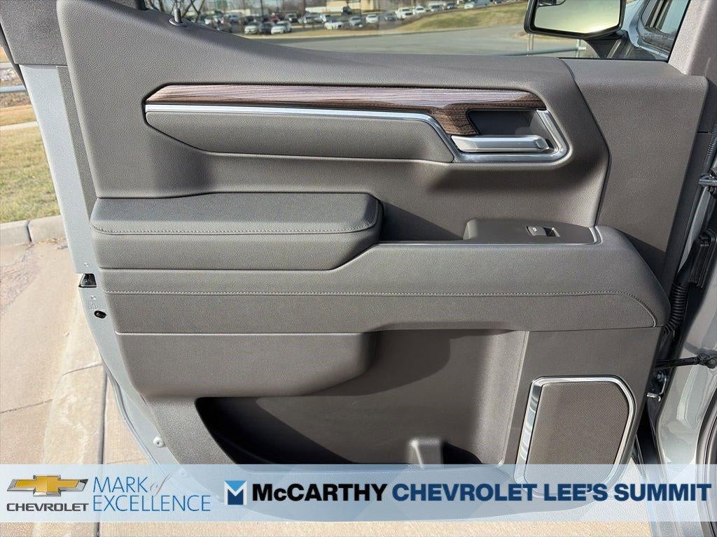 2026 Chevrolet Silverado 1500 Crew Cab Short Box 4-Wheel Drive LT 2FL