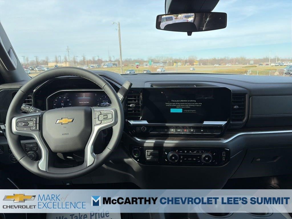 2026 Chevrolet Silverado 1500 Crew Cab Short Box 4-Wheel Drive LT 2FL