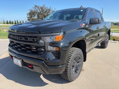 2026 Chevrolet Silverado 1500 Crew Cab Short Box 4-Wheel Drive Custom Trail Boss