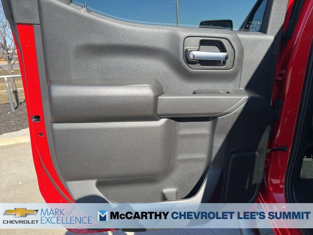 2026 Chevrolet Silverado 1500 Crew Cab Short Box 4-Wheel Drive Custom Trail Boss