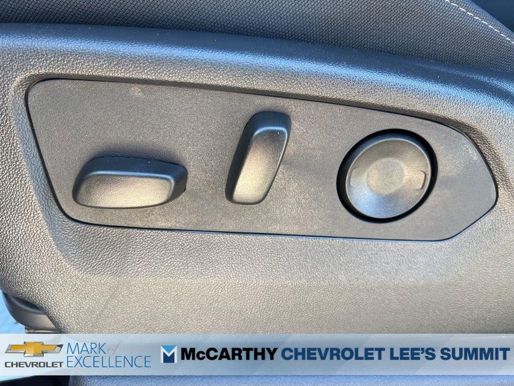 2026 Chevrolet Silverado 1500 Crew Cab Short Box 4-Wheel Drive Custom Trail Boss