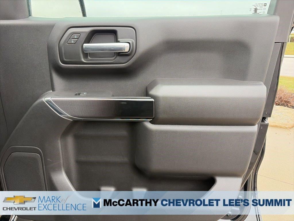 2026 Chevrolet Silverado 1500 Crew Cab Short Box 4-Wheel Drive Custom Trail Boss