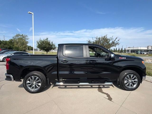 2026 Chevrolet Silverado 1500 Crew Cab Short Box 4-Wheel Drive LT 1LT