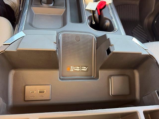 2026 Chevrolet Silverado 1500 Crew Cab Short Box 4-Wheel Drive LT 1LT