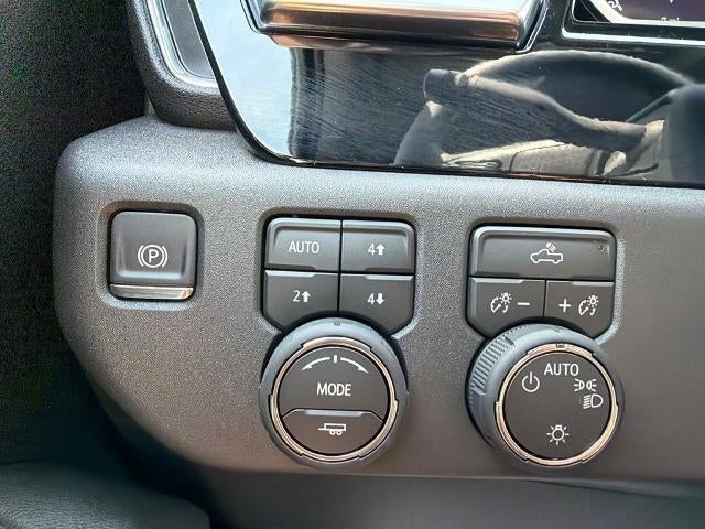 2026 Chevrolet Silverado 1500 Crew Cab Short Box 4-Wheel Drive LT 1LT