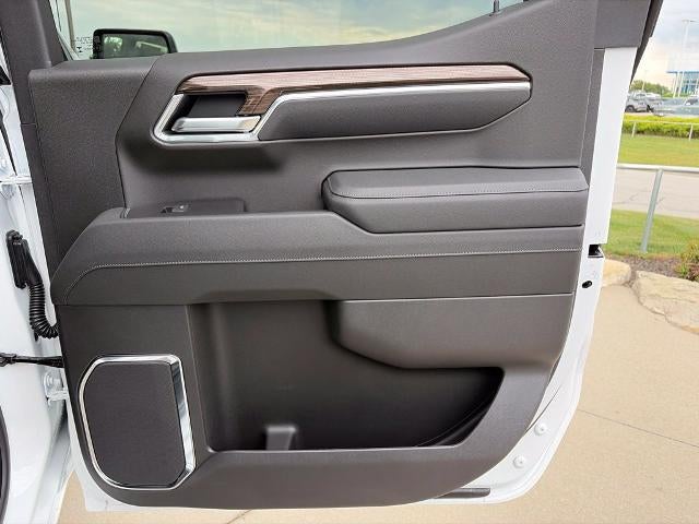 2026 Chevrolet Silverado 1500 Crew Cab Short Box 4-Wheel Drive RST